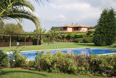 Moderna villa con piscina a Navata, Spagna