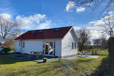 Haus mit Garten in der Nähe von Langweerder