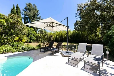 Cottage a Grasse con Piscina e Giardino