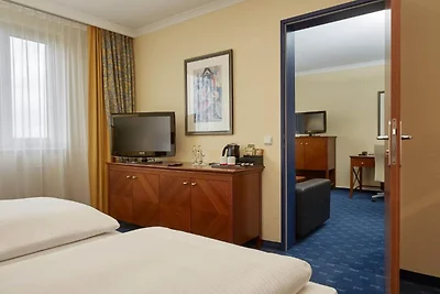 H4 Hotel Kassel by Sunday Junior Suite