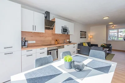 Einladende Wohnung in Sautens mit Terrasse