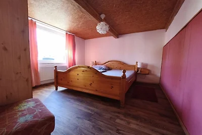 Rietgedekt huis vlakbij de Elbe