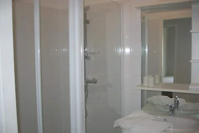 Villa di lusso a Les Forges con giardino...