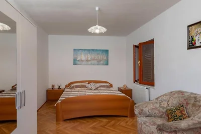 Villa Valjalo - One Bedroom Apartment with Se...