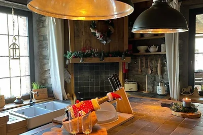 Ferienhaus in Bastogne mit Whirlpool