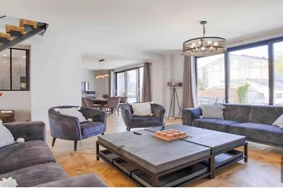 Haus für 18 Personen mit Kino Place Morny