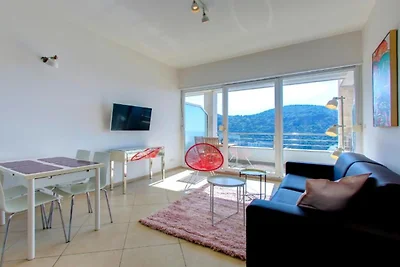 Studio Apartment With Sea View (S1)