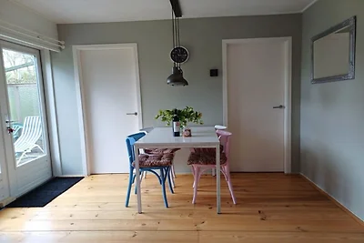 Holiday house in Warmenhuizen with 3 bedrooms