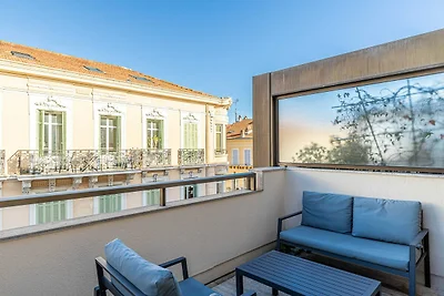 2-Zimmer-Wohnung im Herzen von Cannes + 20 m²...