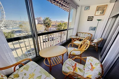 Ferienhaus am Wasser in Strandnähe