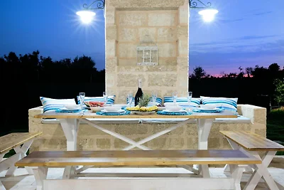 Detached Trullo Estate in Torre Suda