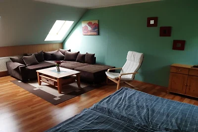 Vakantieappartement in Jebel met zwembad
