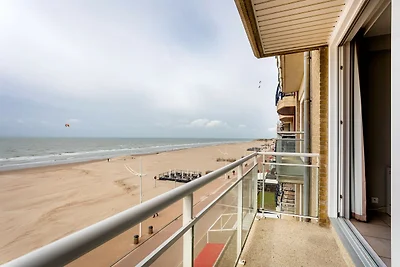 Appartamento al mare a Koksijde con terrazza