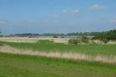 Ferienhaus in Elsfleth mit Schwimmbecken