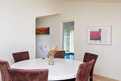 12 Personen Ferienhaus in Væggerløse