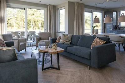 Luxuriöse Villa in Nordholland mit Garten