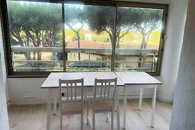 Wohnung in Six Fours nahe Sandstränden