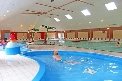 Villa für 14 Personen mit 6 Zimmern in Andijk