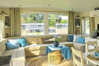 Ferienhaus in Mol mit Terrasse und Wifi