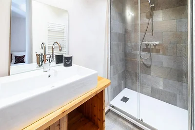 �bernachten Sie in der Cerf Che Residence