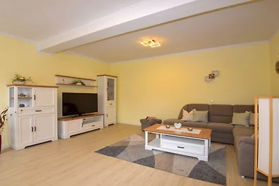 Holiday apartment in Plaue with leisure pool