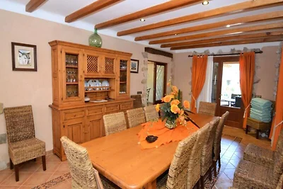 Villa in Can Picafort met zwembad en barbecue