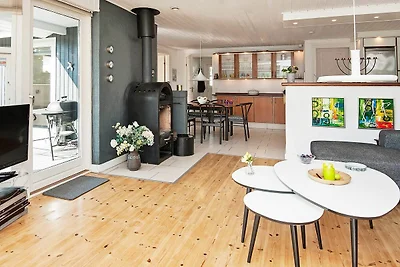 Refugio junto al mar con Columpio -- By Traum...