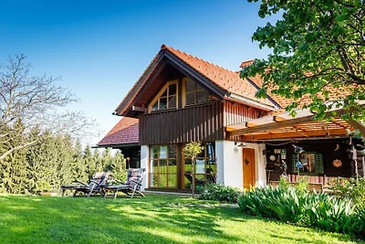Ferienhaus in Oberhaag mit Schwimmbecken