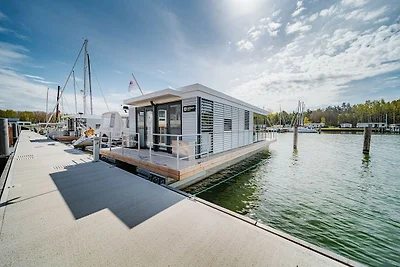 Schwimmender Komfort in Peenemünde