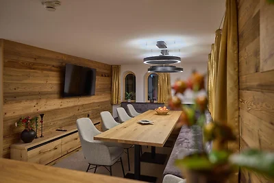 Moderne Suite mit Wintergarten