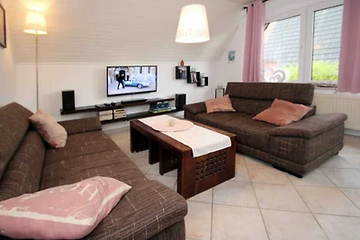 Ferienhaus Toms Hütte mit Terrasse in Dornum