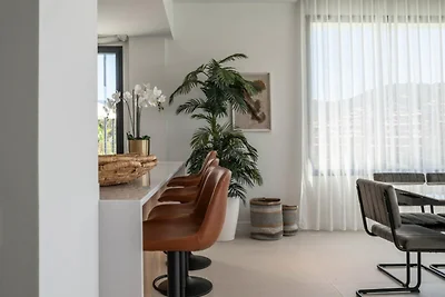 Villa in Marbella met Uitzicht op Golf