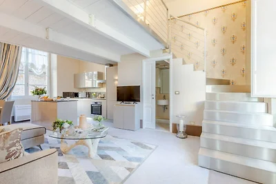 Appartement aan het plein Piazza San Michele