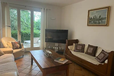 Villa provenzale con piscina e parco...