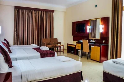 Vierbettzimmer Phoenix Hotel