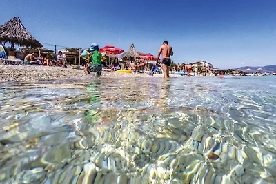 Cozy Beachfront Holiday Home Slatine - Five B...