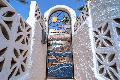 Attraente casa vacanze con piscina all'aperto