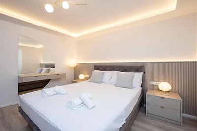 Apartman Dolce - Apartment With Terrace And...