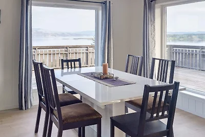 8 Personen Ferienhaus in Leka-By Traum