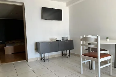 Apartments Leut - One-Bedroom Apartment with ...