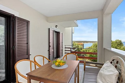 Appartamento con 3 camere da letto con vista