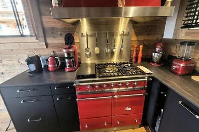 Chalet in Les Gets mit Pisten- und Seeblick