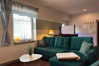 Charmante Ferienwohnung mit Garten in Wiek