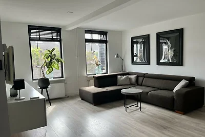 Ferienhaus mit Dünen, Strand und Meer
