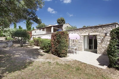 Appartement met AC, 3 km. van Gordes