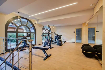 Luxurious Apartment with Access to Spa