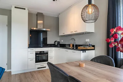 Ferienhaus mit Garten in Südlage