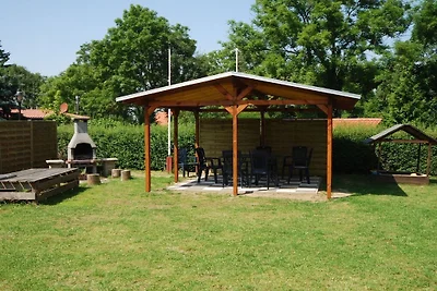 Ferienwohnung mit 2 Schlafzimmer