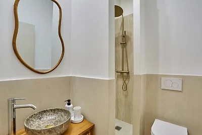 Subliem appartement met airconditioning in he...