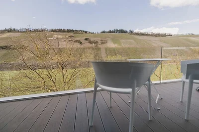 Steile helling - Design Moselle suite met...
